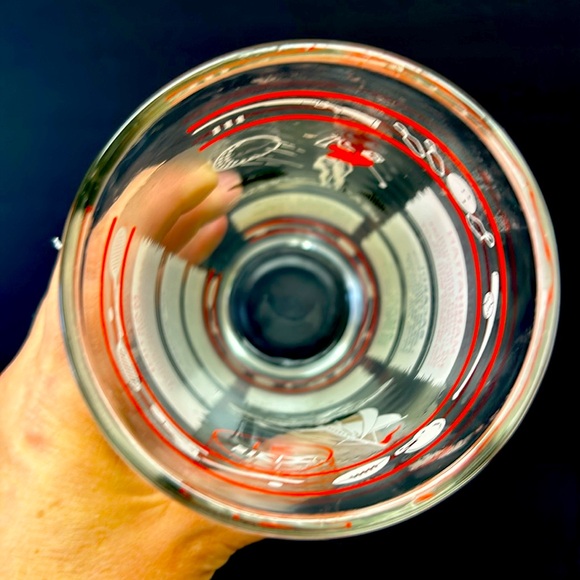 Mid Century Hazel Atlas 8.5” large glass sports themed cocktail’s shaker - Picture 9 of 11